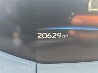 2024 Toyota Prius Prime SE - miniatura 15