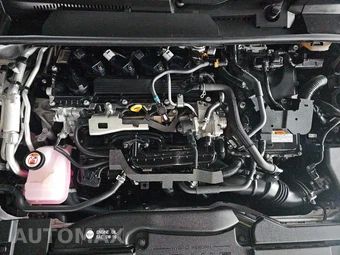 2024 Toyota Prius Prime SE - miniatura 16