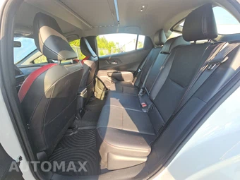 2024 Toyota Prius Prime XSE - miniatura 13