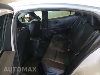 2024 Toyota Prius XLE - miniatura 13