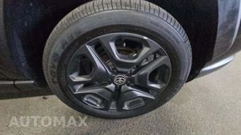 2024 Toyota RAV4 Adventure – miniatura 25