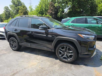2024 Toyota RAV4 Adventure - miniatura 4
