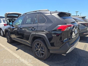 2024 Toyota RAV4 Adventure – miniatura 6