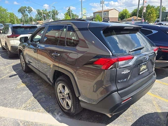 2024 Toyota RAV4 Hybrid LE - miniatura 2