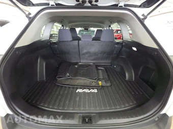 2024 Toyota RAV4 Hybrid LE - miniatura 16