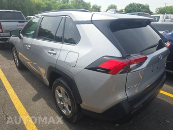 2024 Toyota RAV4 Hybrid LE – miniatura 6