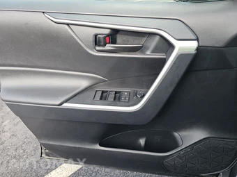 2024 Toyota RAV4 Hybrid LE - miniatura 15