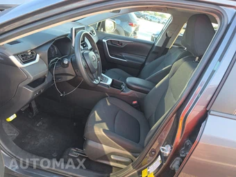 2024 Toyota RAV4 Hybrid LE - miniatura 13
