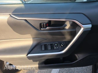 2024 Toyota RAV4 Hybrid LE - miniatura 15