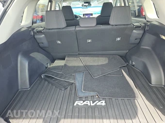 2024 Toyota RAV4 Hybrid LE - miniatura 16