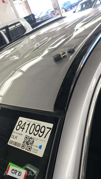 2024 Toyota RAV4 Hybrid LE - miniatura 20