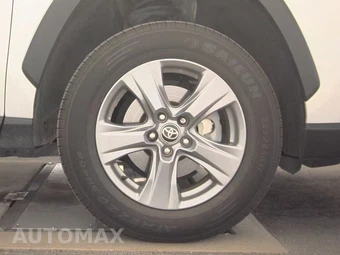 2024 Toyota RAV4 Hybrid LE - miniatura 10