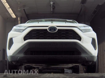 2024 Toyota RAV4 Hybrid LE - miniatura 3