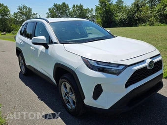 2024 Toyota RAV4 Hybrid LE - miniatura 4
