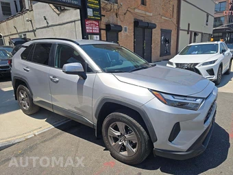 2024 Toyota RAV4 Hybrid LE - miniatura 4