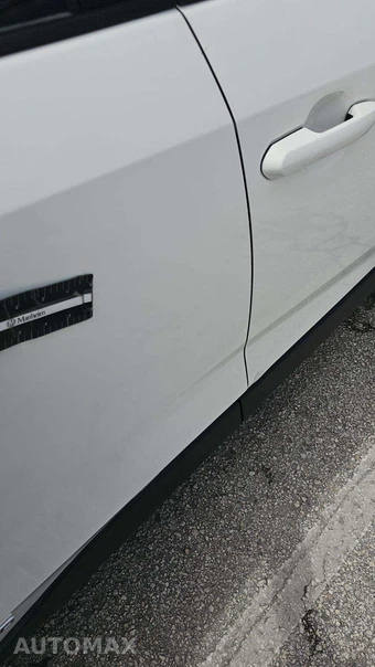 2024 Toyota RAV4 Hybrid LE - miniatura 24