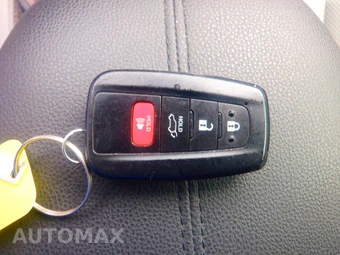 2024 Toyota RAV4 Hybrid Limited - miniatura 3