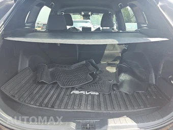 2024 Toyota RAV4 Hybrid SE - miniatura 16