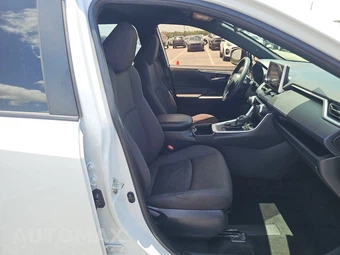 2024 Toyota RAV4 Hybrid SE - miniatura 8