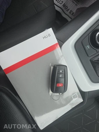 2024 Toyota RAV4 Hybrid XLE - miniatura 26