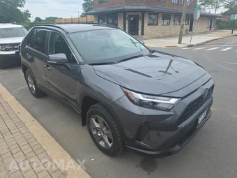 2024 Toyota RAV4 Hybrid XLE - miniatura 3