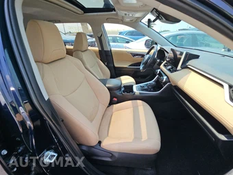 2024 Toyota RAV4 Hybrid XLE - miniatura 8