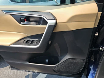 2024 Toyota RAV4 Hybrid XLE - miniatura 9