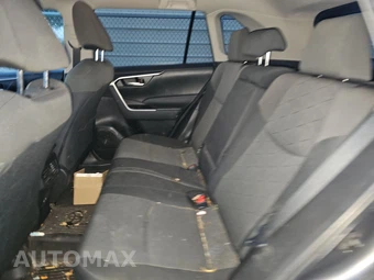 2024 Toyota RAV4 Hybrid XLE - miniatura 13