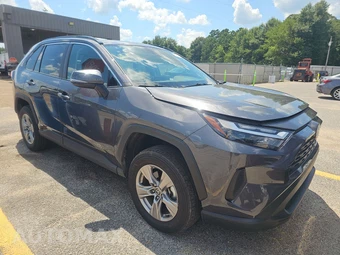 2024 Toyota RAV4 Hybrid XLE - miniatura 3