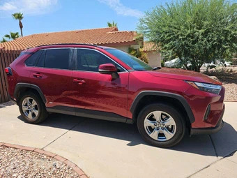 2024 Toyota RAV4 Hybrid XLE - miniatura 5