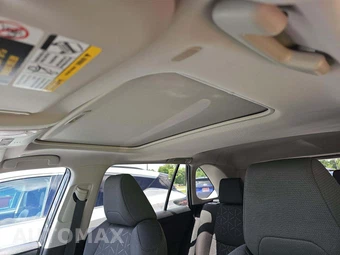 2024 Toyota RAV4 Hybrid XLE - miniatura 11