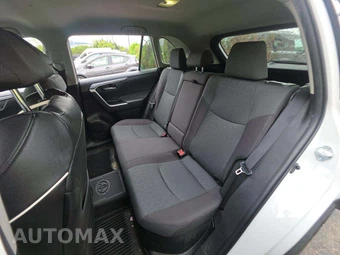 2024 Toyota RAV4 Hybrid XLE - miniatura 13
