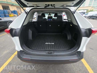 2024 Toyota RAV4 Hybrid XLE - miniatura 14
