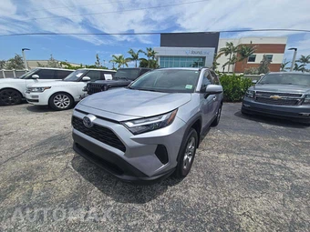 2024 Toyota RAV4 Hybrid XLE
