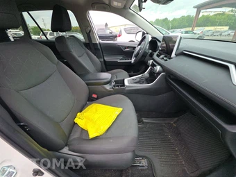 2024 Toyota RAV4 Hybrid XLE - miniatura 8