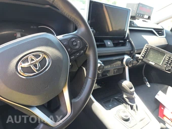2024 Toyota RAV4 Hybrid XLE - miniatura 11