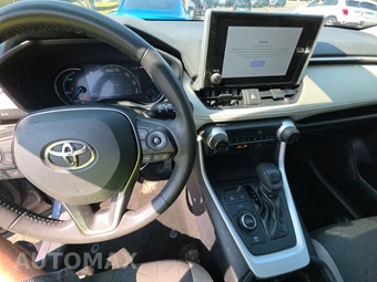 2024 Toyota RAV4 Hybrid XLE - miniatura 11