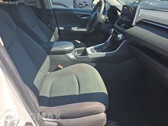 2024 Toyota RAV4 Hybrid XLE - miniatura 8