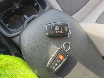 2024 Toyota RAV4 Hybrid XLE - miniatura 14