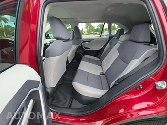 2024 Toyota RAV4 Hybrid XLE - miniatura 13