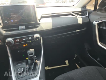 2024 Toyota RAV4 Hybrid XLE - miniatura 11