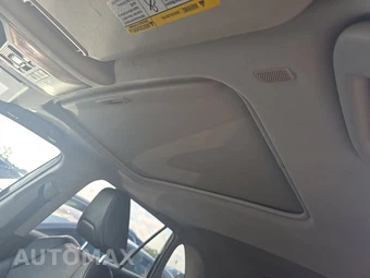 2024 Toyota RAV4 Hybrid XLE Premium - miniatura 19