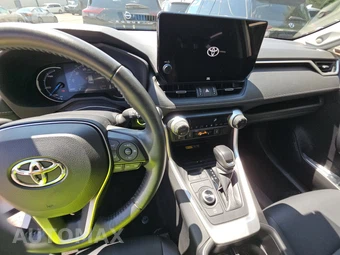 2024 Toyota RAV4 Hybrid XLE Premium - miniatura 11