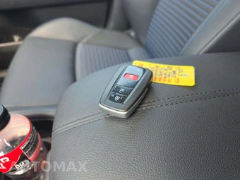 2024 Toyota RAV4 Hybrid XSE - miniatura 8