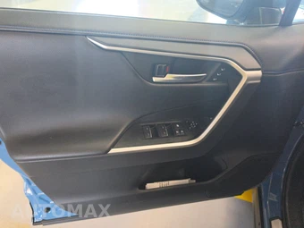 2024 Toyota RAV4 Hybrid XSE - miniatura 9