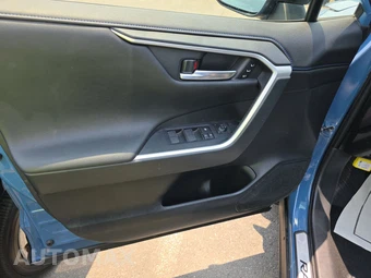 2024 Toyota RAV4 Hybrid XSE - miniatura 9