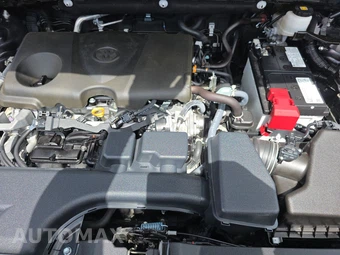 2024 Toyota RAV4 LE - miniatura 15