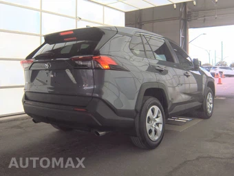 2024 Toyota RAV4 LE - miniatura 4