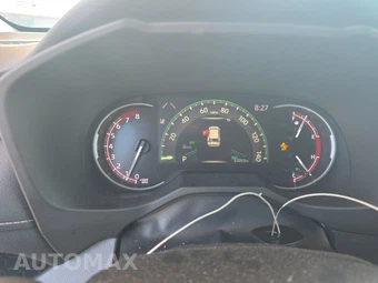2024 Toyota RAV4 LE – miniatura 12