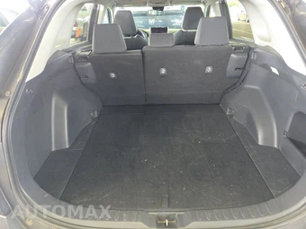 2024 Toyota RAV4 LE - miniatura 16